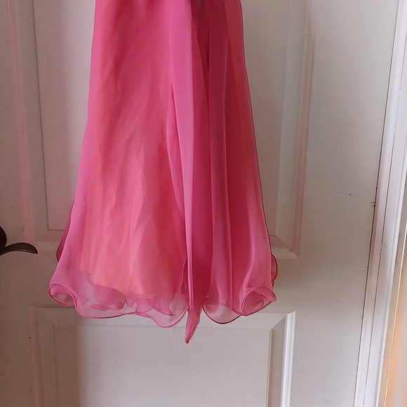 Pink dress with sash and ruffles at the bottom - Picture 2 of 3